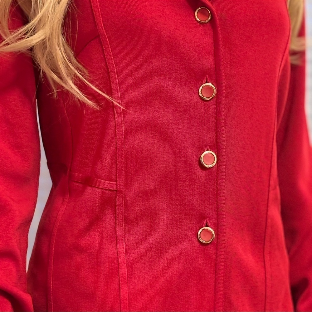 Gorgeous Exclusively Misook Solid Red Knit Blazer… - image 2